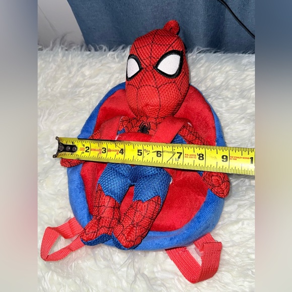 Marvel Spider-Man Plush Backpack & Plushy Stuffy - Picture 4 of 14
